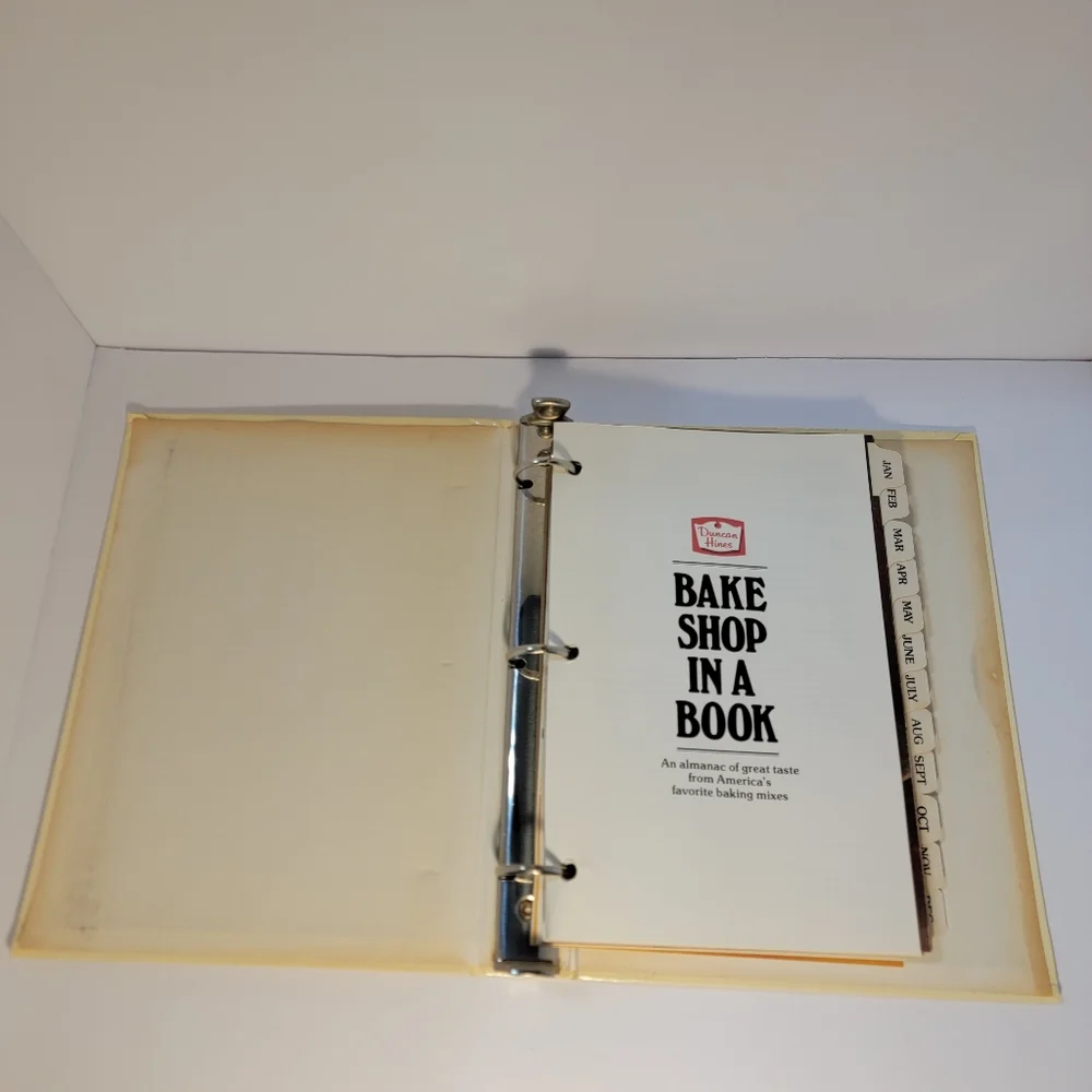 💚 Vintage 1979 Duncan Hines Bake Shop In A Book Almanac Cookbook‎ Recipes